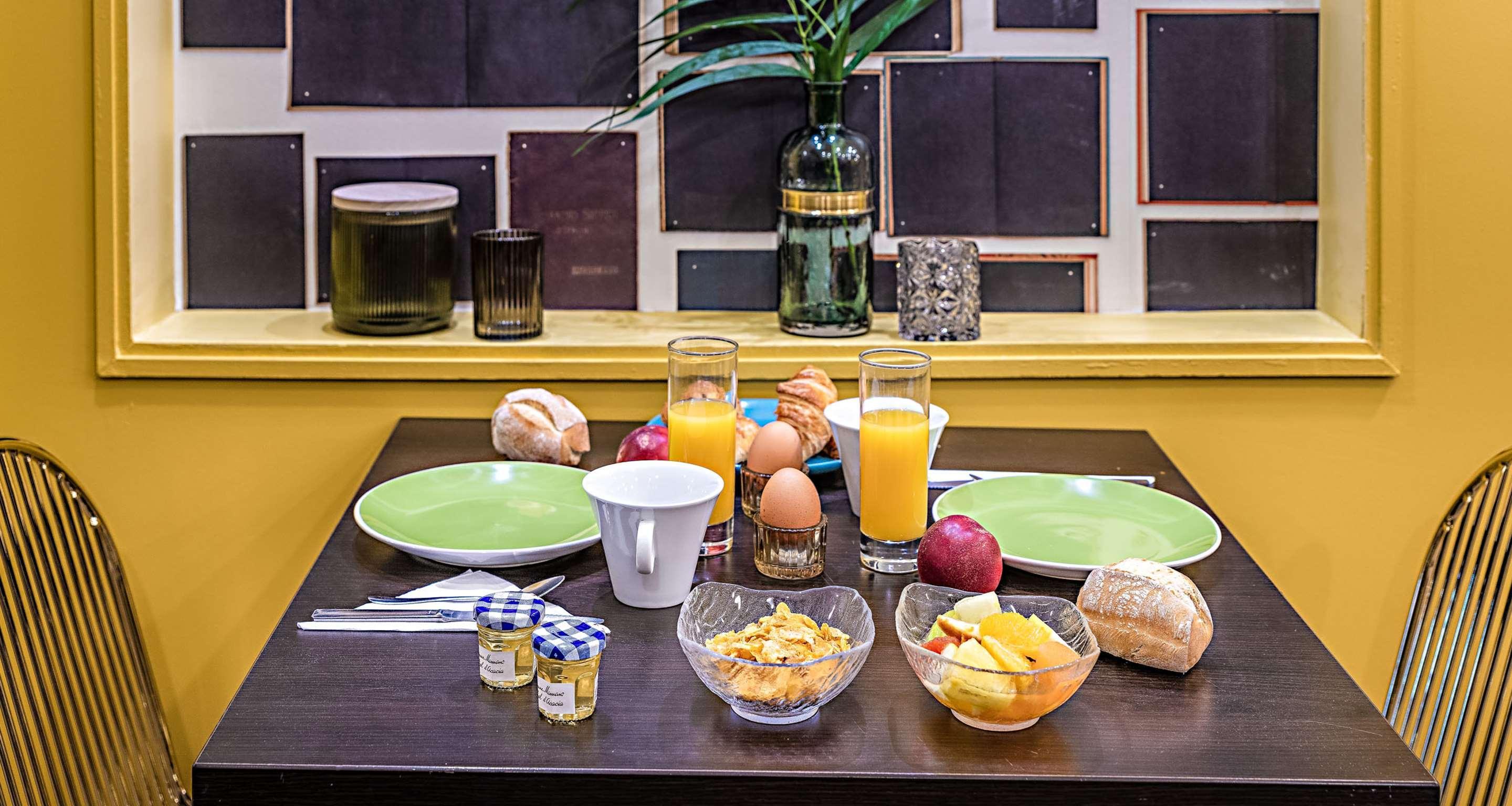 Best Western Hotel Centre Реймс Ресторант снимка