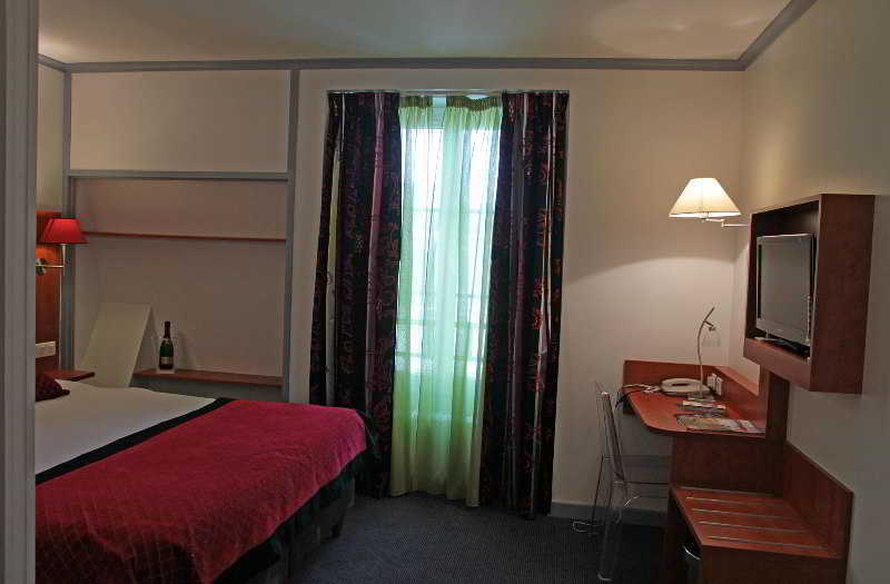 Best Western Hotel Centre Реймс Екстериор снимка